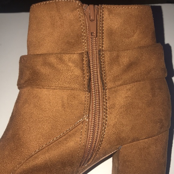 Women’s Faux Suede Just Fab Booties - Picture 4 of 12